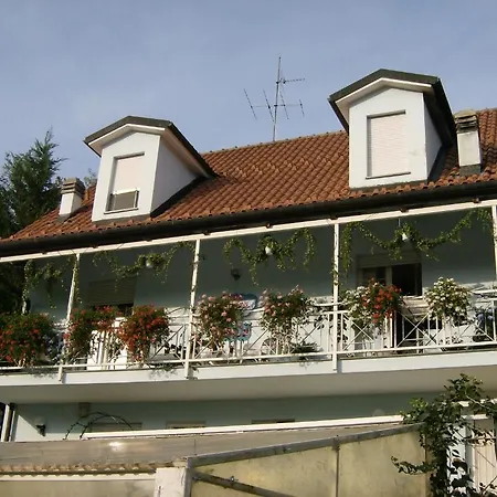 Il Giardino Delle Farfalle Отель типа 