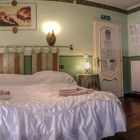 Il Giardino Delle Farfalle Bed & Breakfast 2*